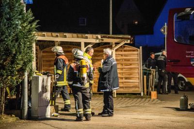 Wendlingen: Propangasflasche blaesst im Keller ab - Feuerwehr und Gasnotdienst verhindern schlimmeres